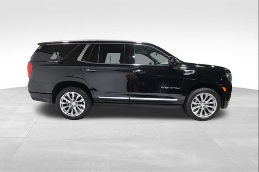 Onyx Black 2024 GMC Yukon Denali