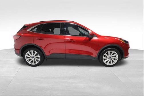 2021 Ford Escape Titanium