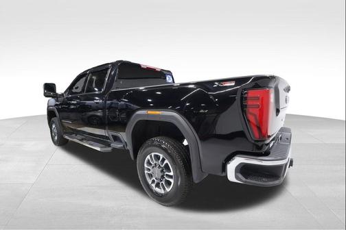 Onyx Black 2024 GMC Sierra 2500 SLT