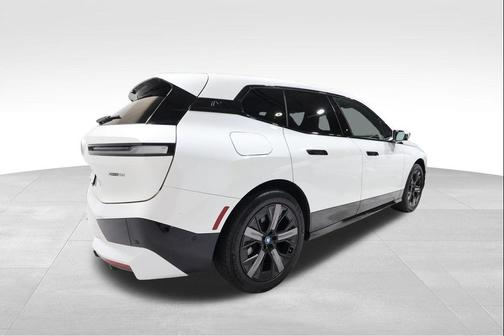 2024 BMW iX xDrive50