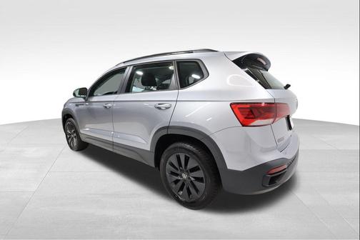 Pyrite Silver Metallic 2024 Volkswagen Taos 1.5T S