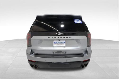 Sterling Gray Metallic 2025 Chevrolet Suburban Z71