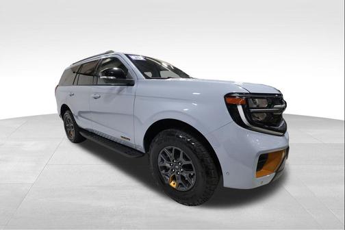 Glacier Gray Metallic TriCoat 2025 Ford Expedition Tremor