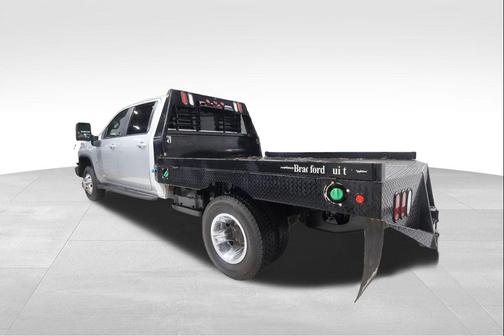 Silver Ice Metallic 2023 Chevrolet Silverado 3500 LT