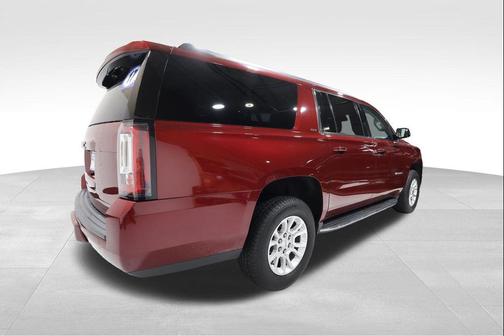 2017 GMC Yukon XL SLT