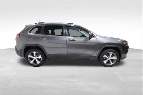 Granite Crystal Metallic Clearcoat 2019 Jeep Cherokee Limited