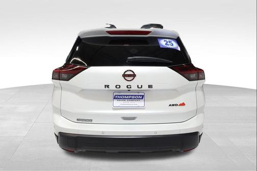 2025 Nissan Rogue Rock Creek