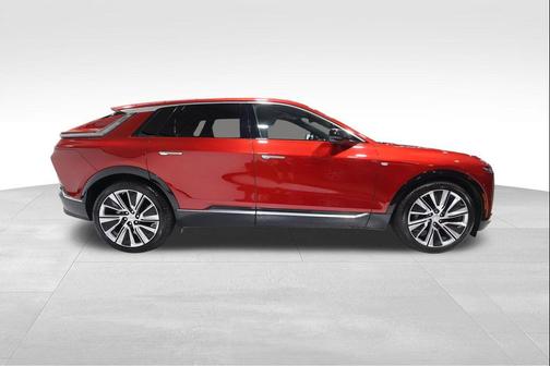 2024 Cadillac LYRIQ Luxury