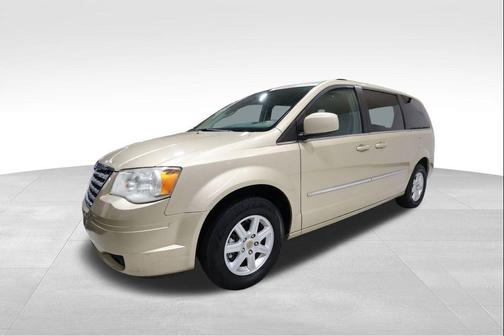 2010 Chrysler Town & Country Touring