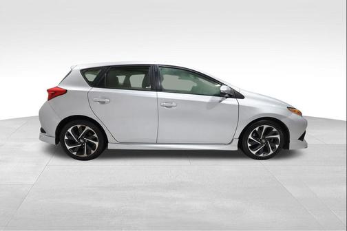 2016 Scion iM Base