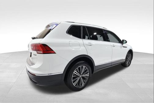 2024 Volkswagen Tiguan 2.0T Wolfsburg Edition