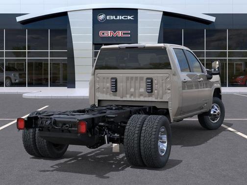 2026 GMC Sierra 3500 SLE