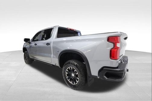 Sterling Gray Metallic 2024 Chevrolet Silverado 1500 ZR2