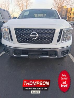 2019 Nissan Titan SV