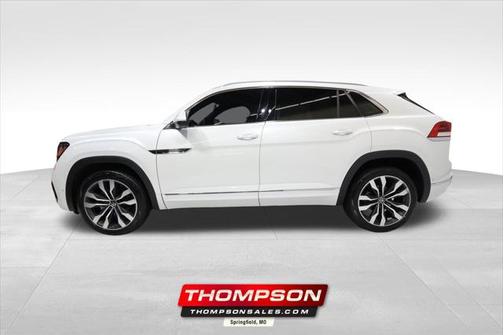 2022 Volkswagen Atlas Cross Sport 3.6L V6 SEL Premium R-Line