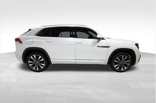 2022 Volkswagen Atlas Cross Sport 3.6L V6 SEL Premium R-Line