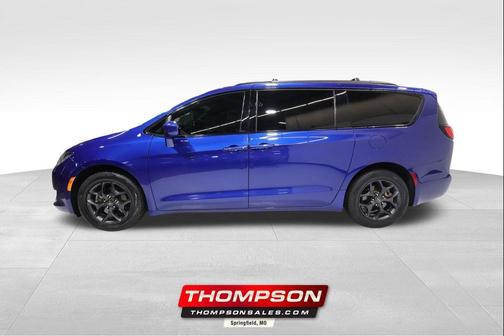 2020 Chrysler Pacifica Touring-L Plus