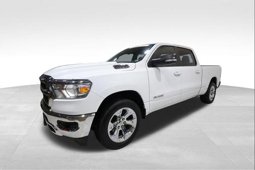 Bright White Clearcoat 2022 RAM 1500 Big Horn/Lone Star