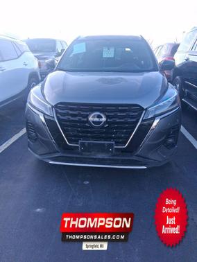 2024 Nissan Kicks SR