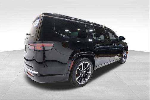 2023 Jeep Wagoneer Series III