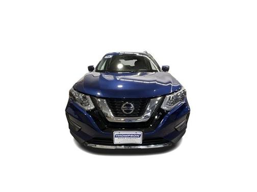 Photo 3 of 36 of 2019 Nissan Rogue SV