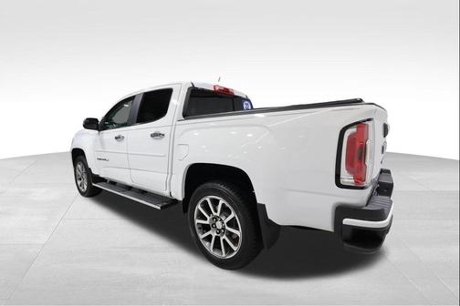 Summit White 2022 GMC Canyon Denali