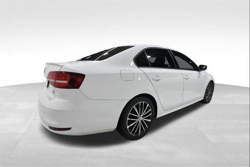 2016 Volkswagen Jetta 1.8T Sport