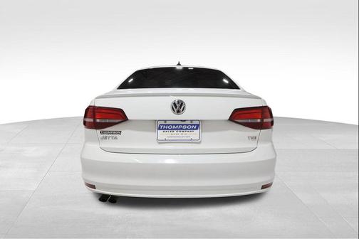 2016 Volkswagen Jetta 1.8T Sport