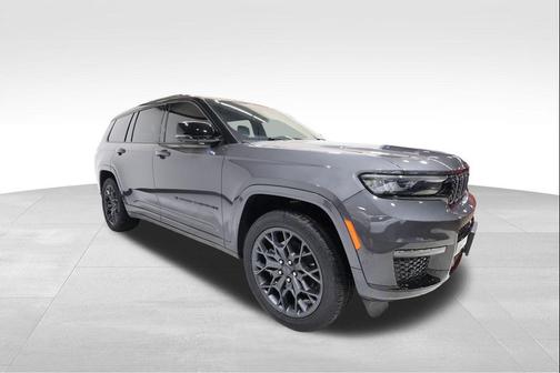 Baltic Gray Metallic Clearcoat 2024 Jeep Grand Cherokee L Summit