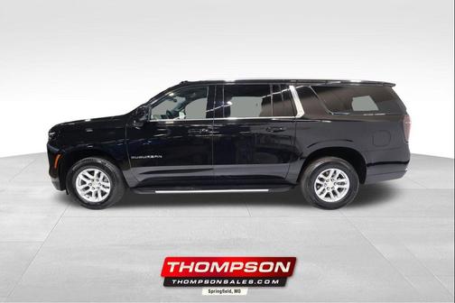 2025 Chevrolet Suburban LT