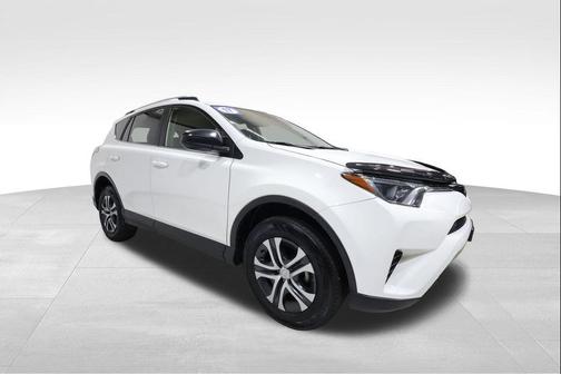 Super White 2017 Toyota RAV4 LE