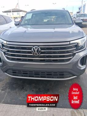 2025 Volkswagen Atlas 2.0T SE w/Technology 4MOTION