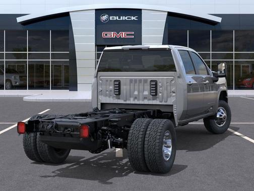 2026 GMC Sierra 3500 SLE