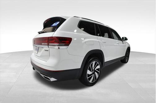 2024 Volkswagen Atlas 2.0T SE w/Technology 4MOTION