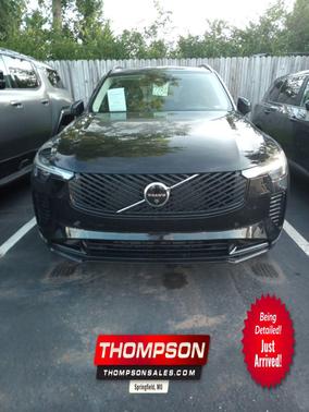 Onyx Black Metallic 2026 Volvo XC90 B6 Ultra