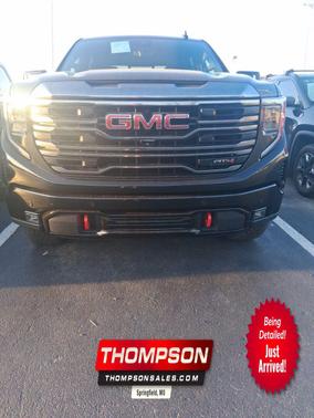 2024 GMC Sierra 1500 AT4