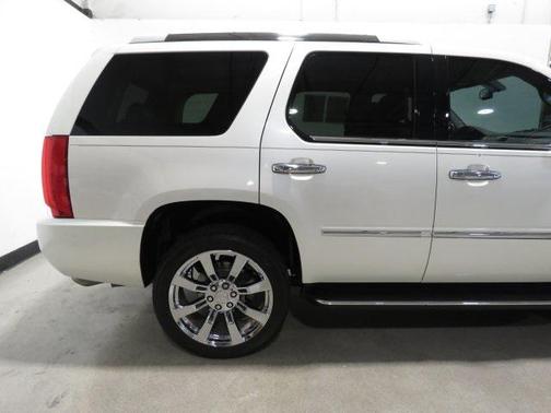 2011 Cadillac Escalade Base