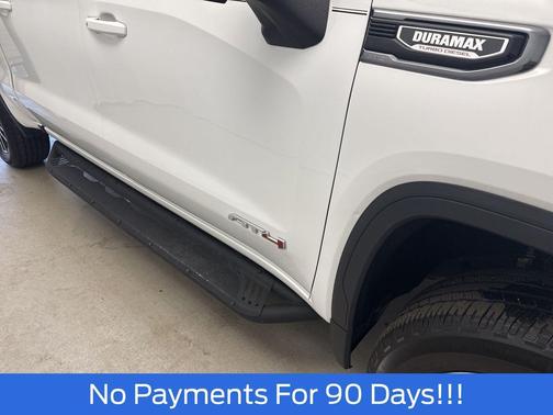 Summit White 2022 GMC Sierra 1500 AT4