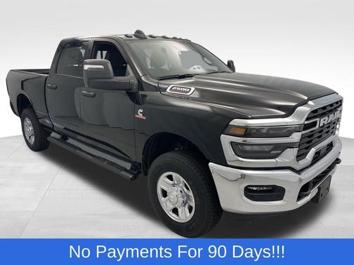 Diamond Black Crystal Pearlcoat 2025 RAM 2500 Tradesman Crew Cab 4x4 6'4' Box