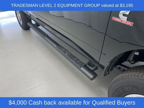 2025 RAM 2500 Tradesman Crew Cab 4x4 6'4' Box