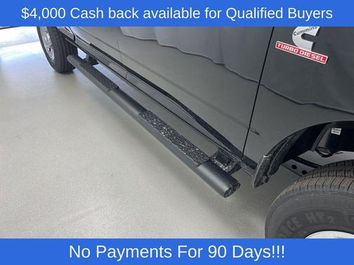 2025 RAM 2500 Tradesman Crew Cab 4x4 6'4' Box