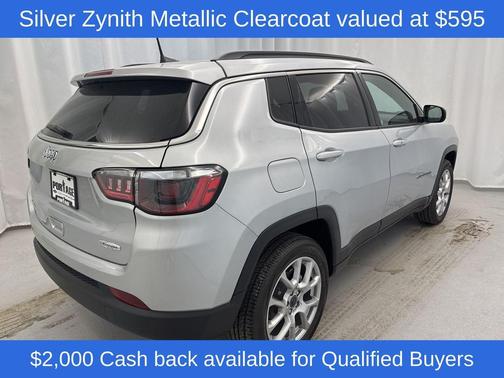 2025 Jeep Compass Latitude