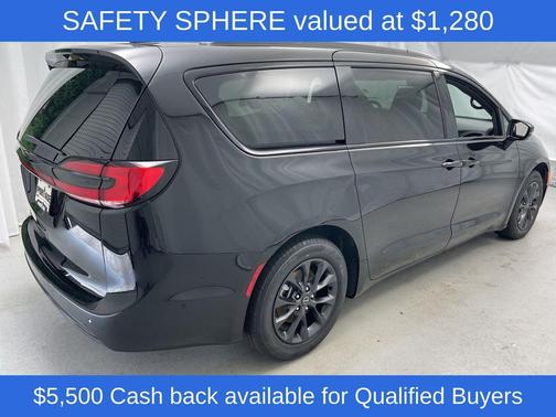 2025 Chrysler Pacifica L
