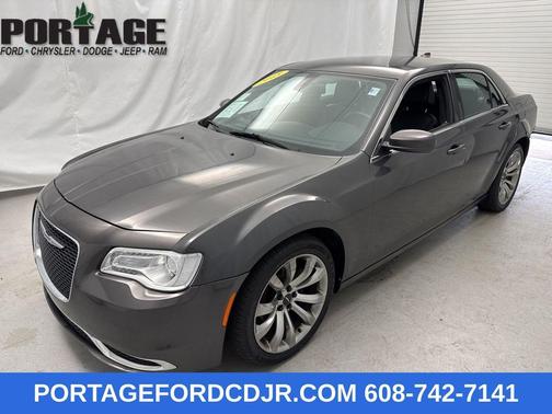 2015 Chrysler 300 Limited