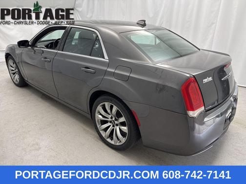 2015 Chrysler 300 Limited
