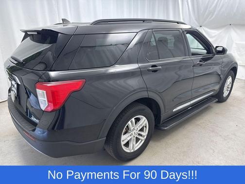 Agate Black Metallic 2022 Ford Explorer XLT