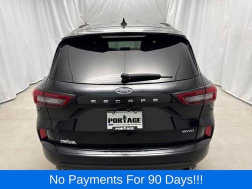 Black Metallic 2024 Ford Escape ST-Line