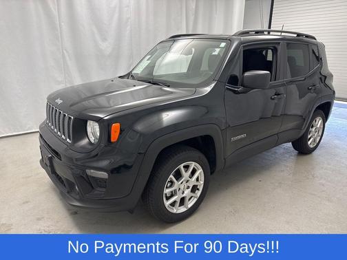 Black Clearcoat 2023 Jeep Renegade Latitude