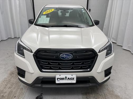 2023 Subaru Forester Base