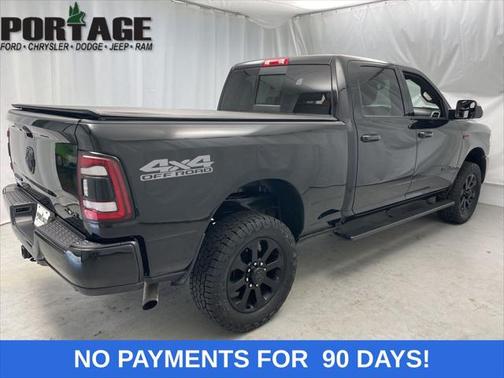 2020 RAM 2500 Big Horn Crew Cab 4X4 6'4' Box